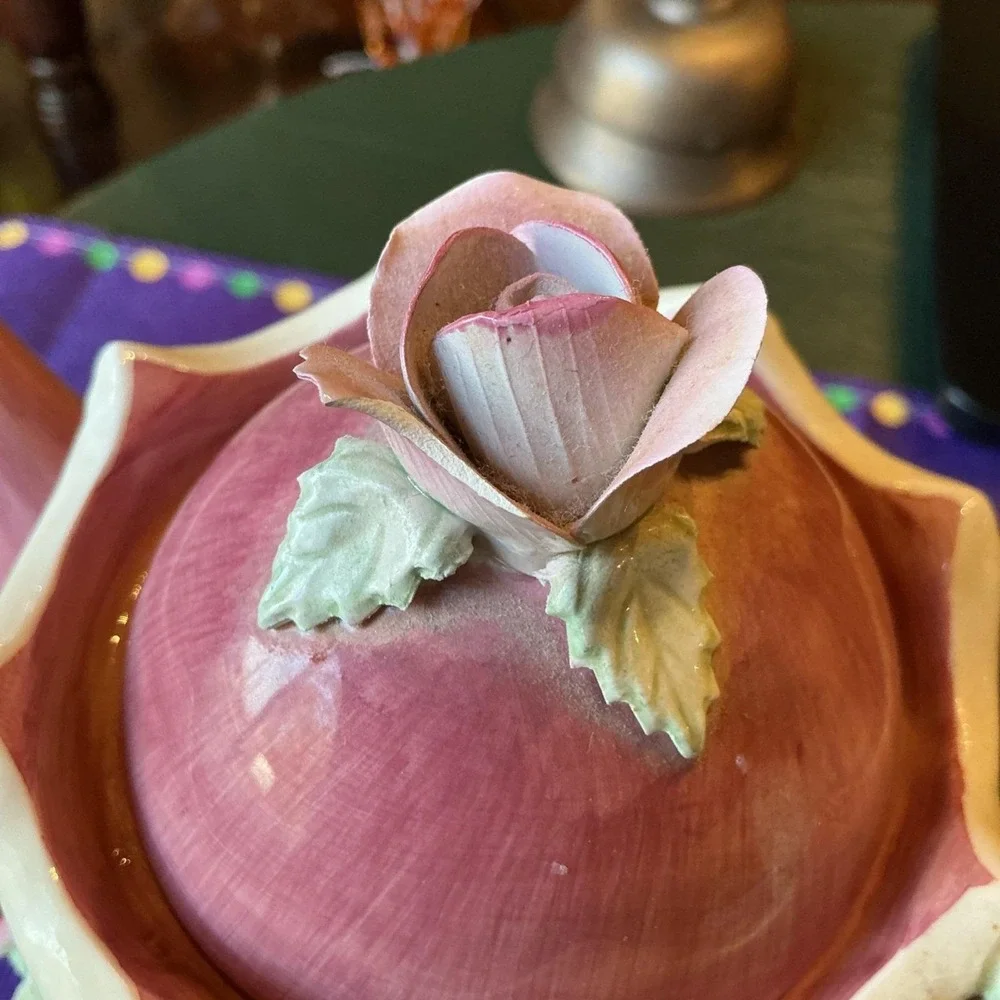 Antique‎ Majolica Teapot Pink Victorian 3D Roses (Damaged)